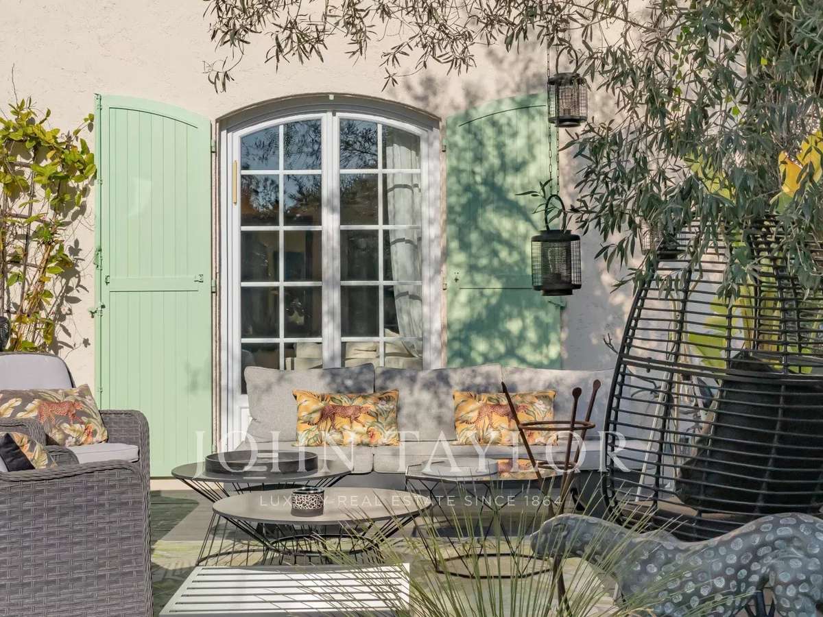 Villa Roquefort-les-Pins