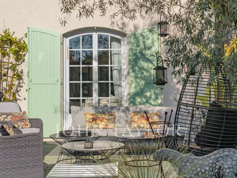 Villa Roquefort-les-Pins - 5 chambres - 259m²