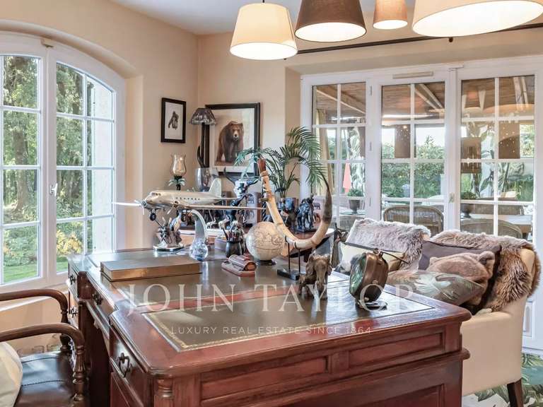 Villa Roquefort-les-Pins - 5 chambres - 259m²