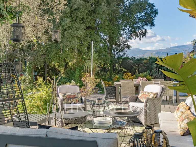 Villa Roquefort-les-Pins - 5 chambres - 259m²