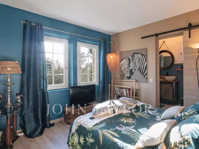 Villa Roquefort-les-Pins - 5 chambres - 259m²