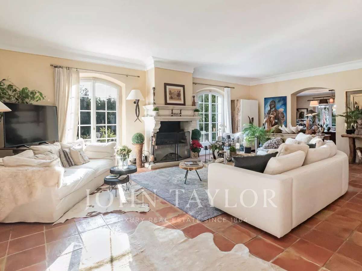 Villa Roquefort-les-Pins