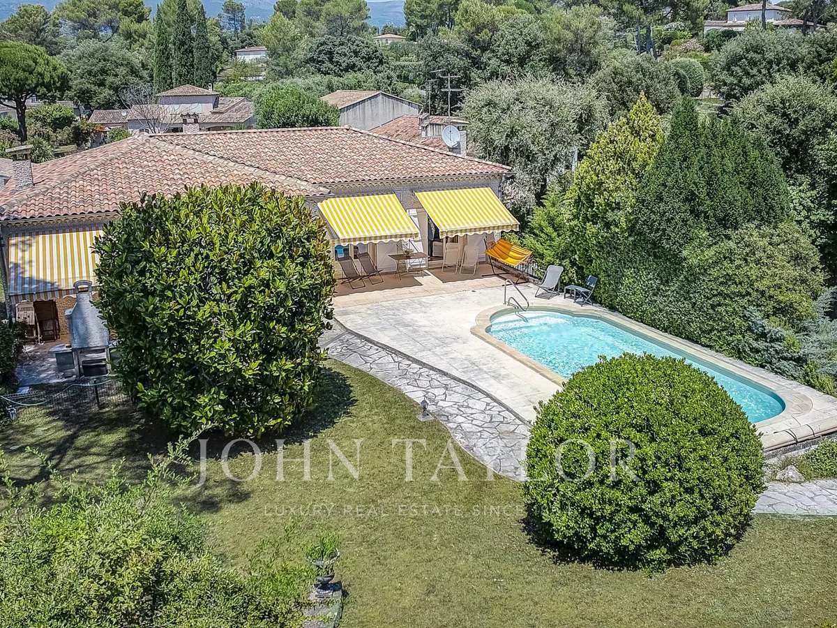 Villa Roquefort-les-Pins
