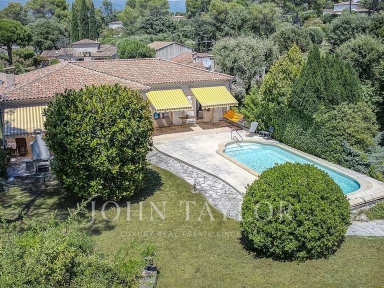 Villa Roquefort-les-Pins - 5 chambres - 219m²