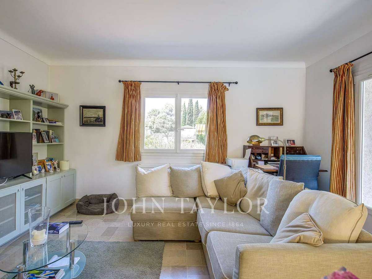 Villa Roquefort-les-Pins
