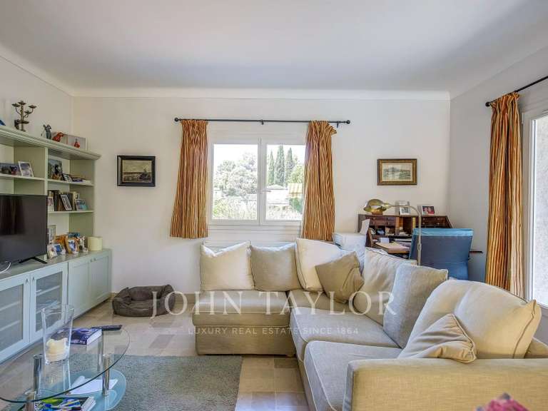 Villa Roquefort-les-Pins - 5 chambres - 219m²