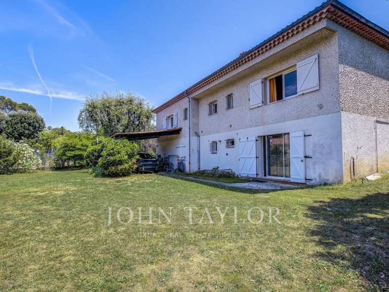 Villa Roquefort-les-Pins - 5 chambres - 219m²