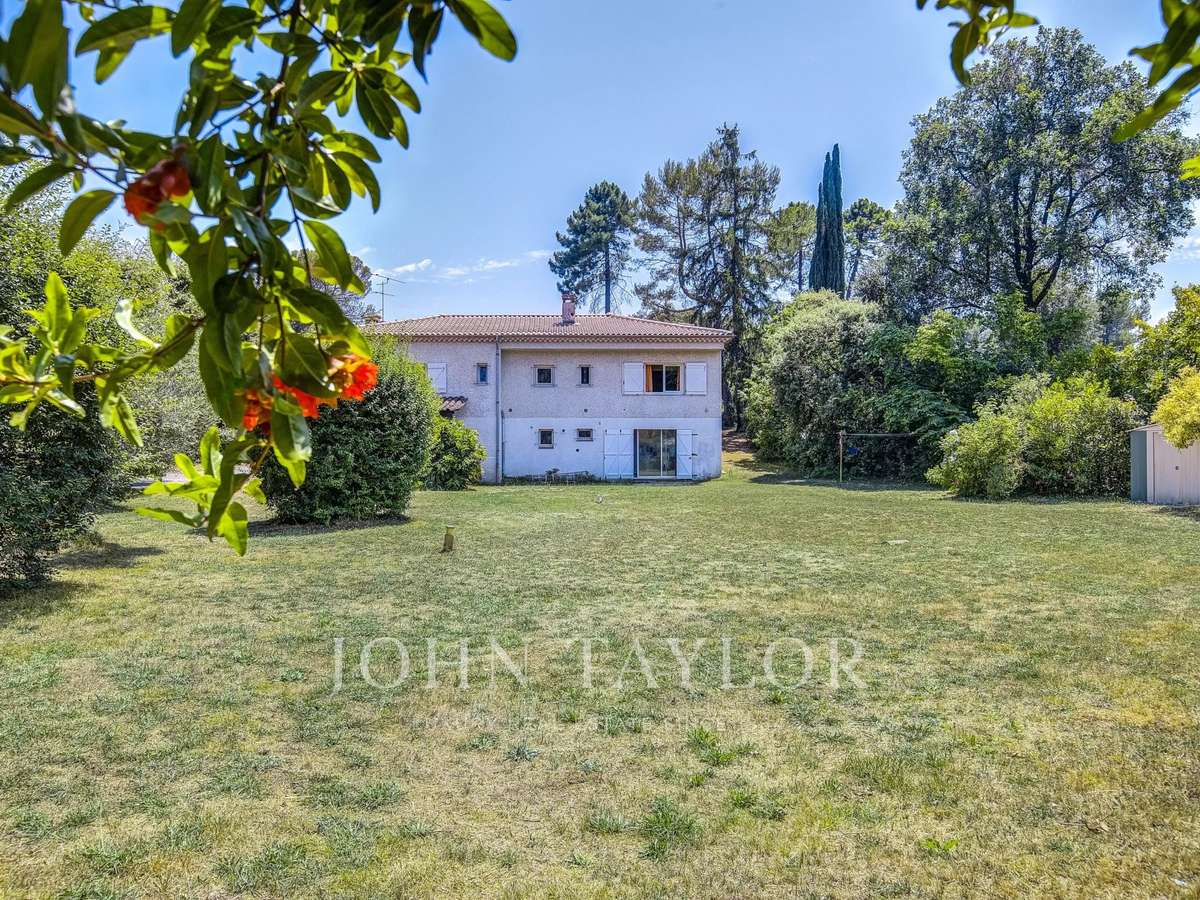 Villa Roquefort-les-Pins