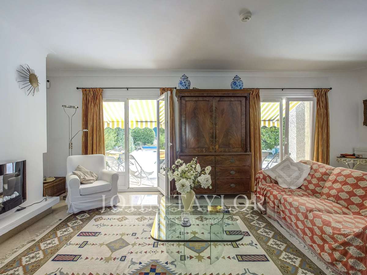 Villa Roquefort-les-Pins