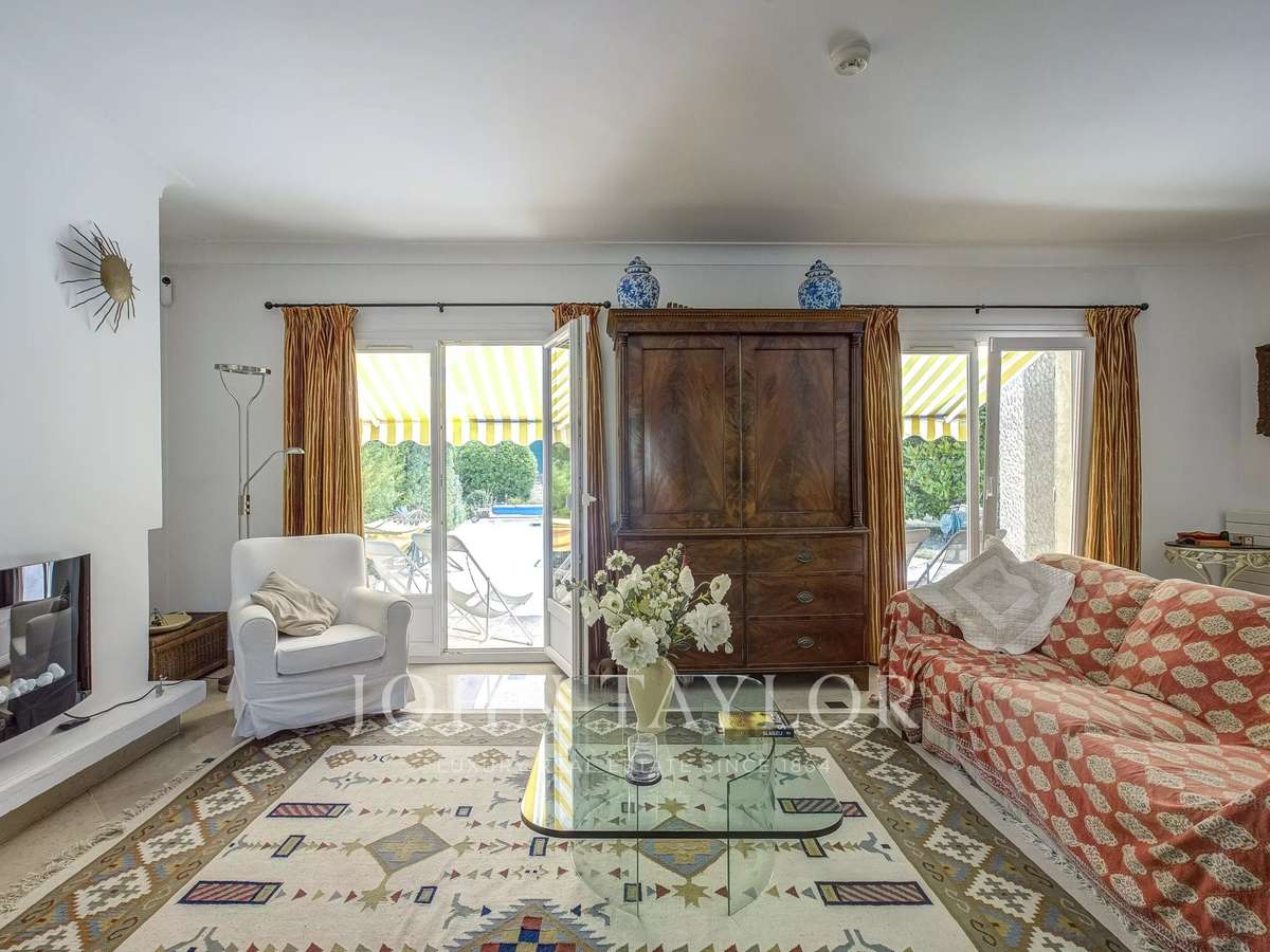 Villa Roquefort-les-Pins
