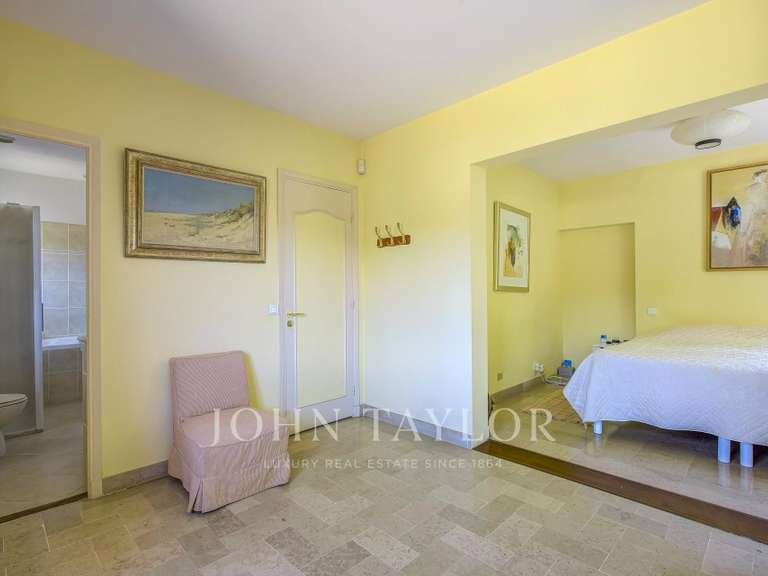 Villa Roquefort-les-Pins - 5 chambres - 219m²