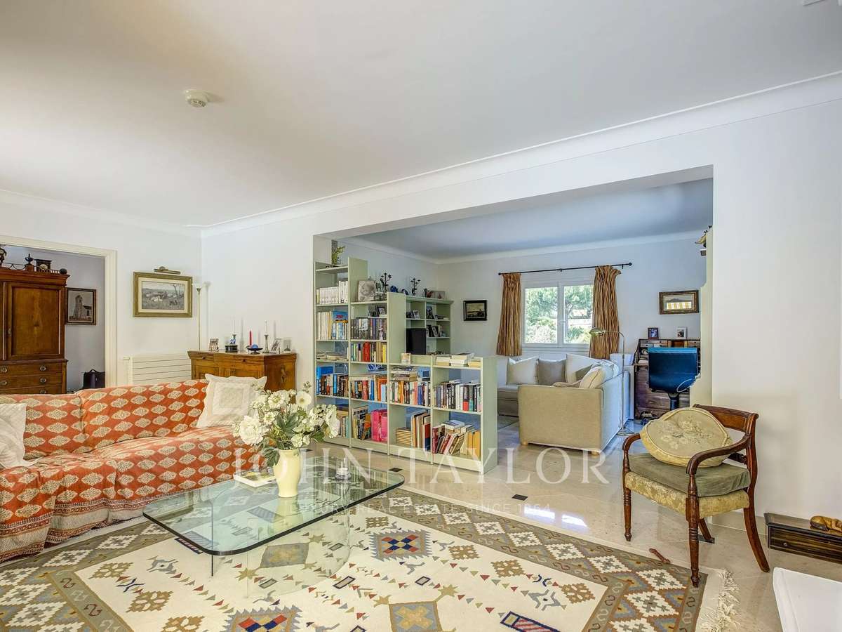 Villa Roquefort-les-Pins