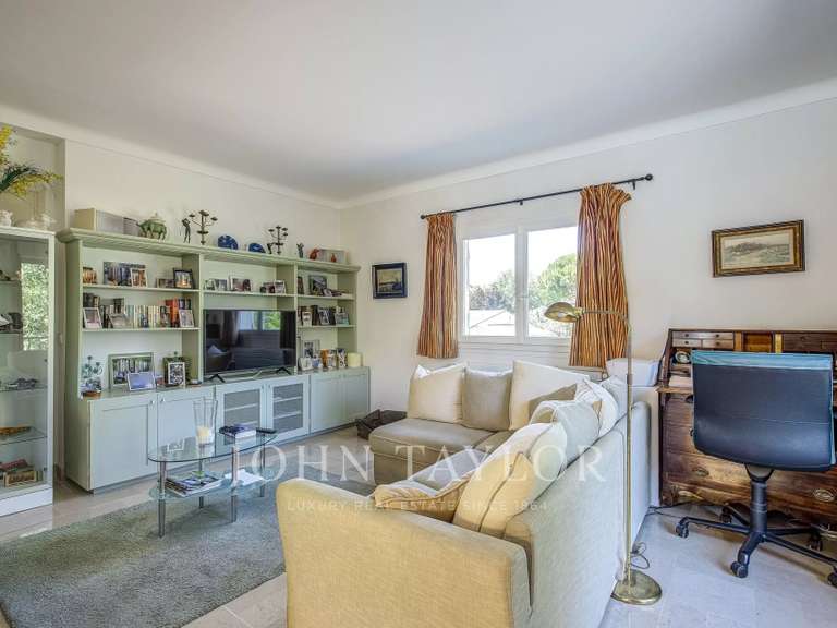 Villa Roquefort-les-Pins - 5 chambres - 219m²