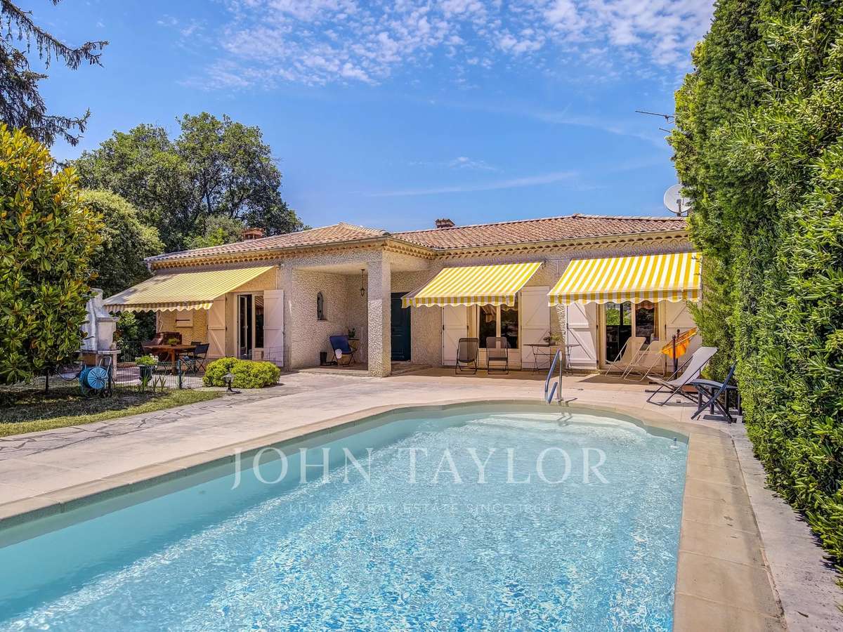 Villa Roquefort-les-Pins