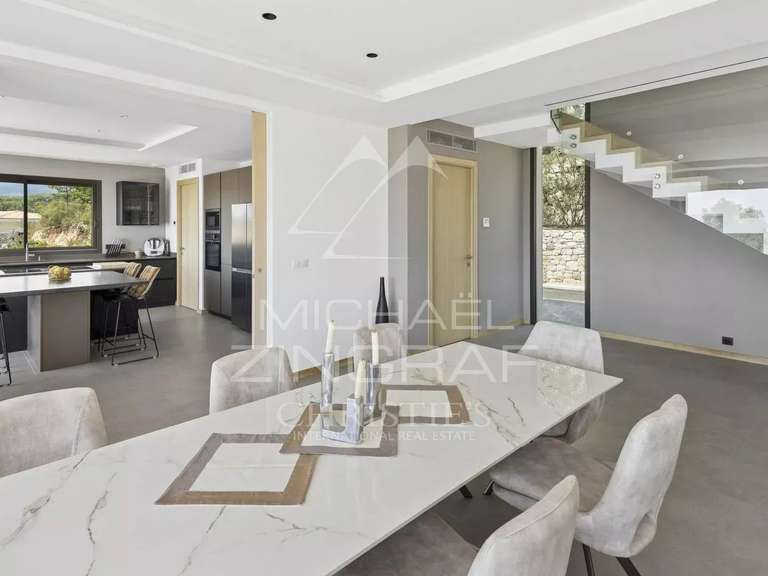 Villa Roquefort-les-Pins - 5 chambres - 409m²