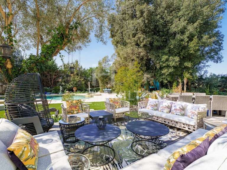 Villa Roquefort-les-Pins - 5 chambres - 259m²
