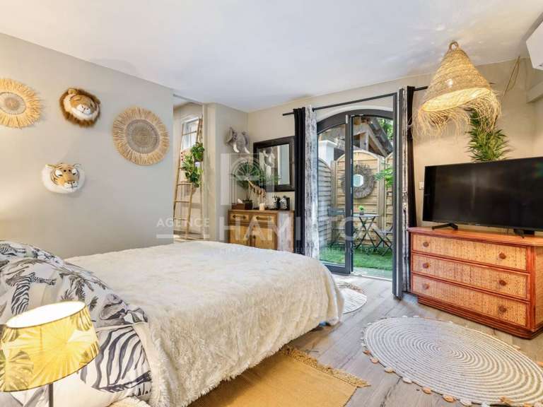 Villa Roquefort-les-Pins - 5 chambres - 259m²