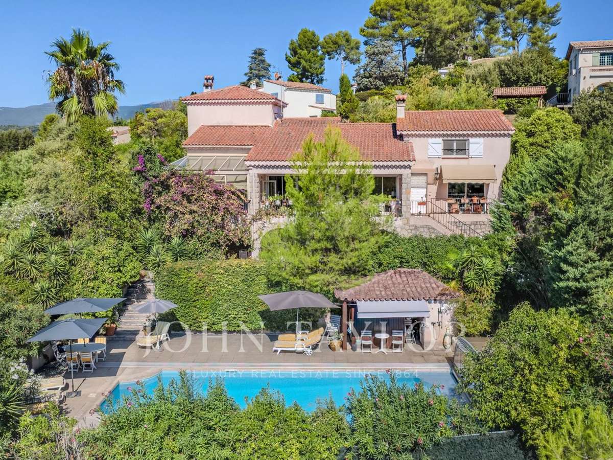 Villa Roquefort-les-Pins