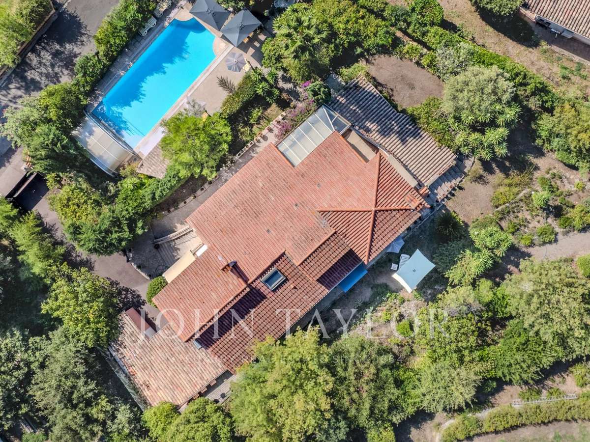 Villa Roquefort-les-Pins