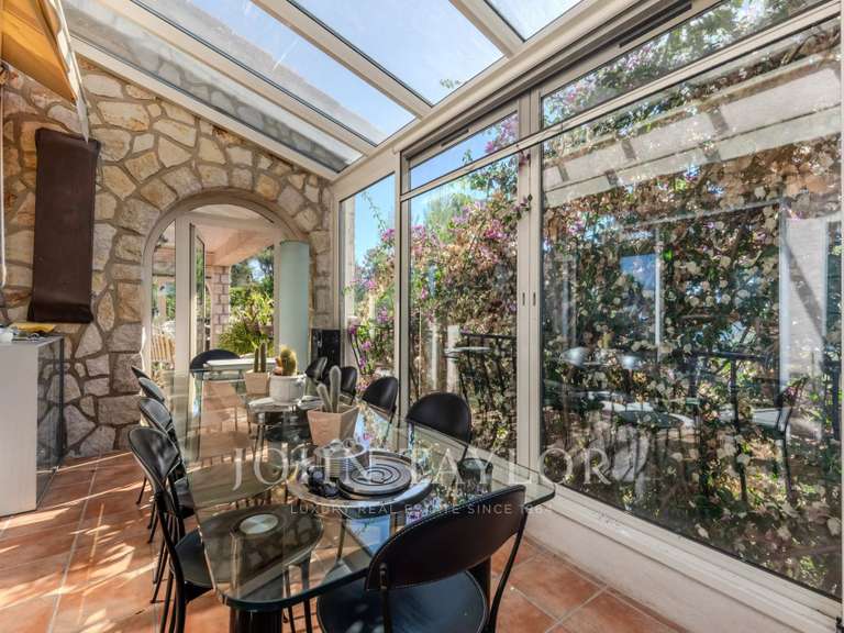 Villa Roquefort-les-Pins - 7 chambres - 289m²