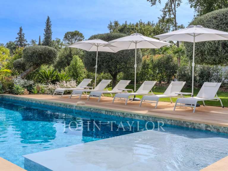 Villa Roquefort-les-Pins - 4 chambres - 210m²