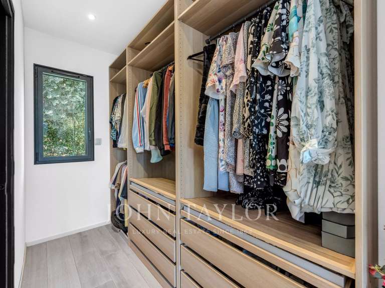 Villa Roquefort-les-Pins - 4 chambres - 210m²