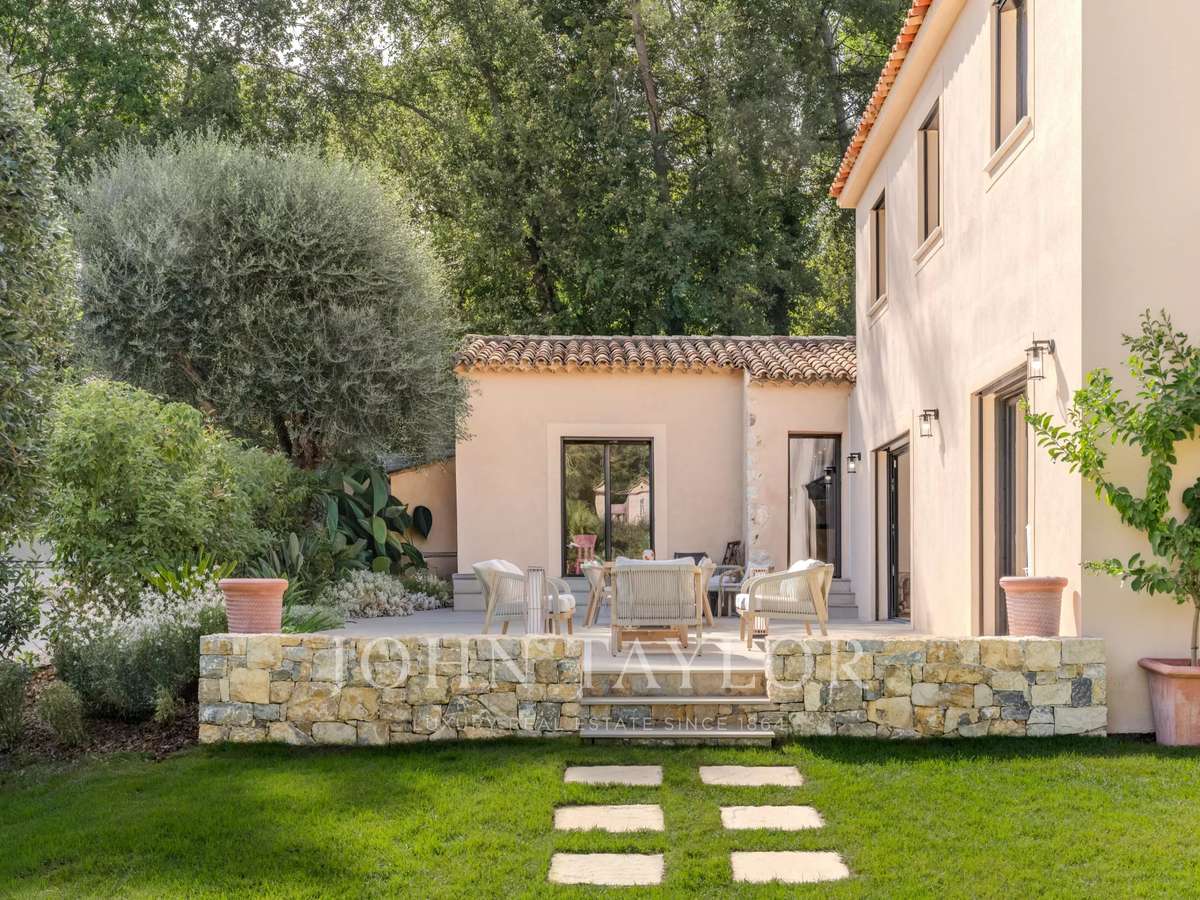 Villa Roquefort-les-Pins