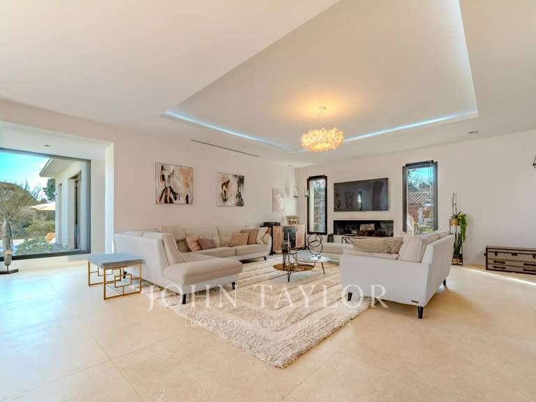 Villa Roquefort-les-Pins - 7 chambres - 323m²