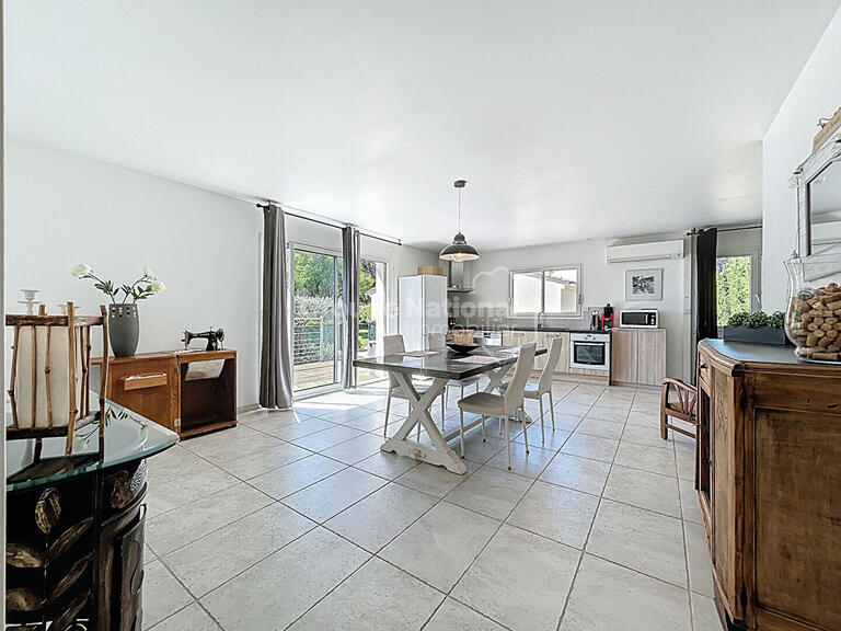 Maison Roquemaure - 6 chambres - 325m²