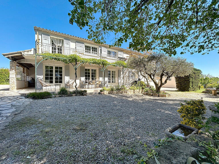 Maison Roquemaure - 6 chambres - 325m²