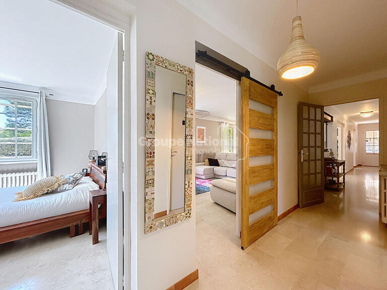 Maison Roquemaure - 6 chambres - 325m²