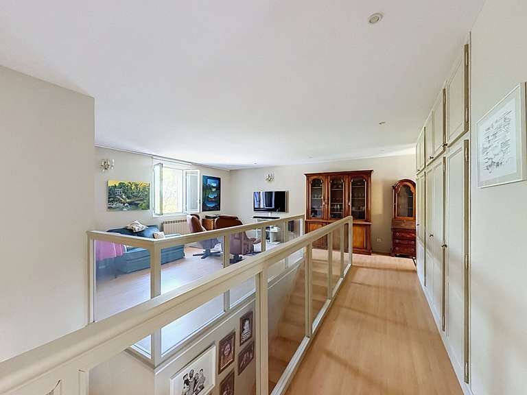 Maison Roquemaure - 4 chambres - 257m²