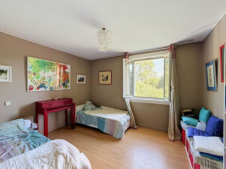Maison Roquemaure - 4 chambres - 257m²