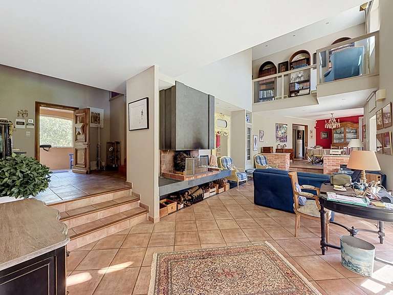 Maison Roquemaure - 4 chambres - 257m²
