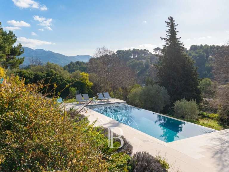 Maison Roquevaire - 4 chambres - 274m²