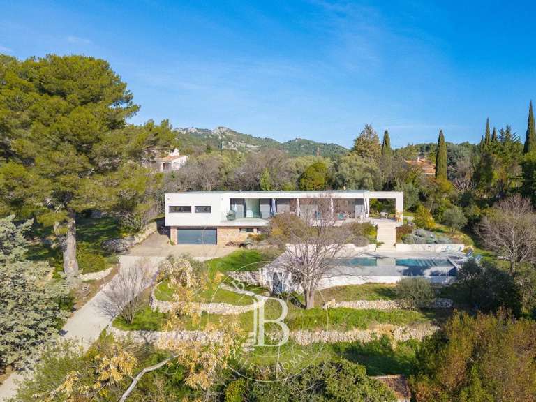 Maison Roquevaire - 4 chambres - 274m²