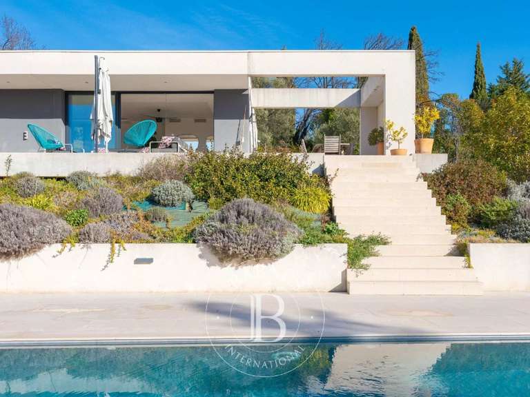 Maison Roquevaire - 4 chambres - 274m²