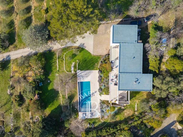 Maison Roquevaire - 4 chambres - 274m²