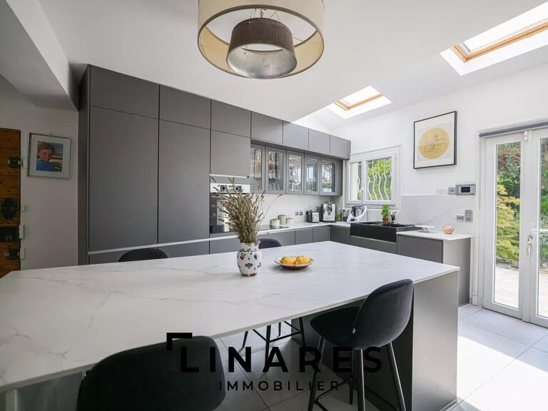 Villa Roquevaire - 4 chambres - 320m²