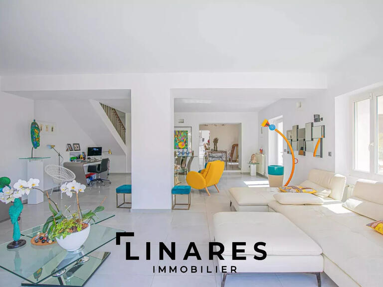 Villa Roquevaire - 4 chambres - 320m²
