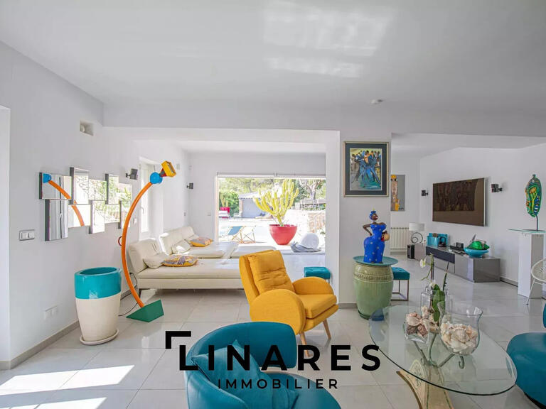 Villa Roquevaire - 4 chambres - 320m²