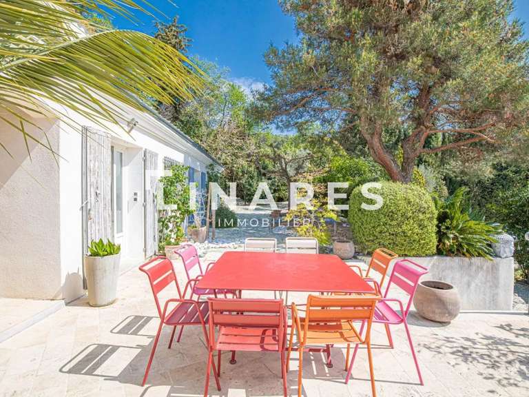 Villa Roquevaire - 4 chambres - 320m²