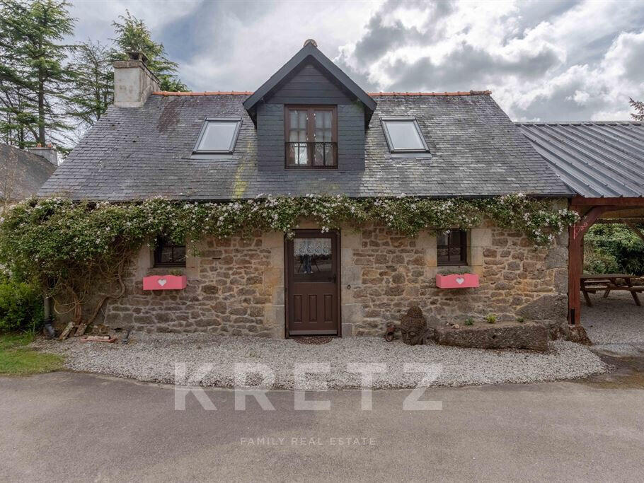 Property Rostrenen