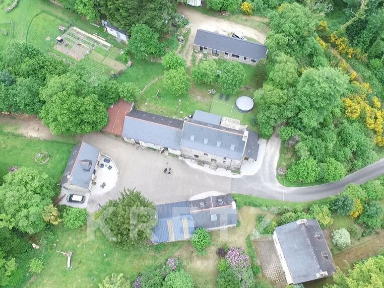 Property Rostrenen - 11 bedrooms - 410m²