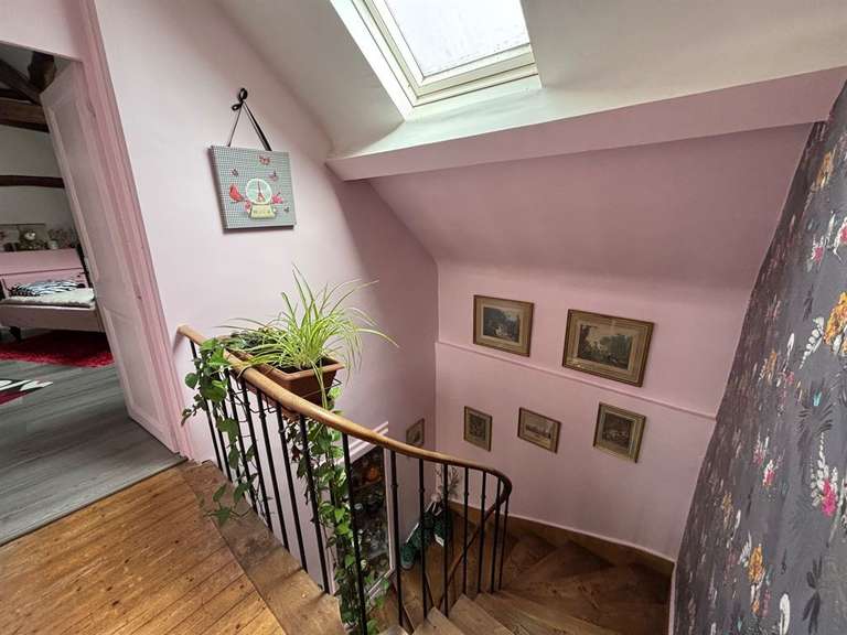 House Rots - 5 bedrooms - 195m²