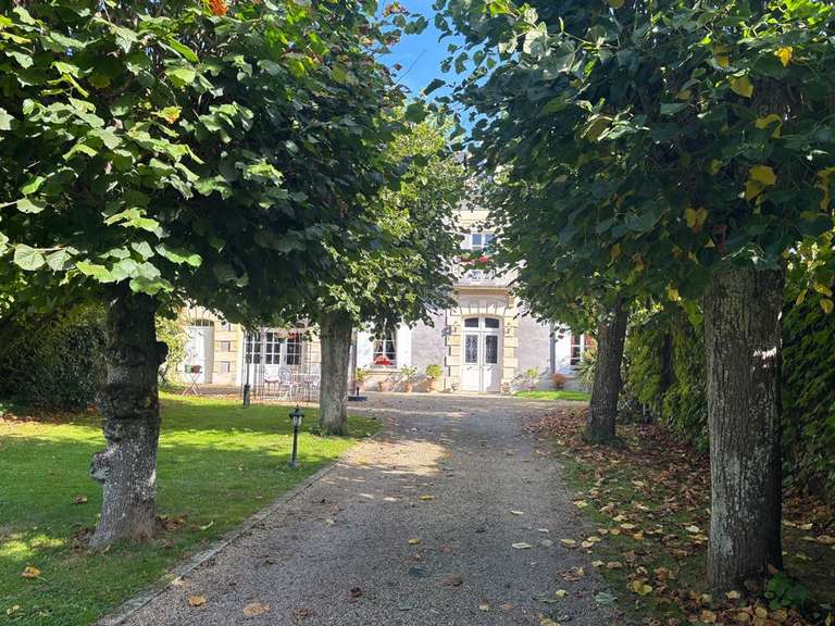 House Rots - 5 bedrooms - 195m²