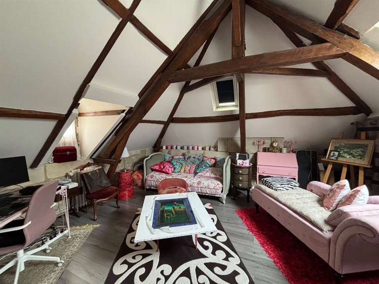 House Rots - 5 bedrooms - 195m²