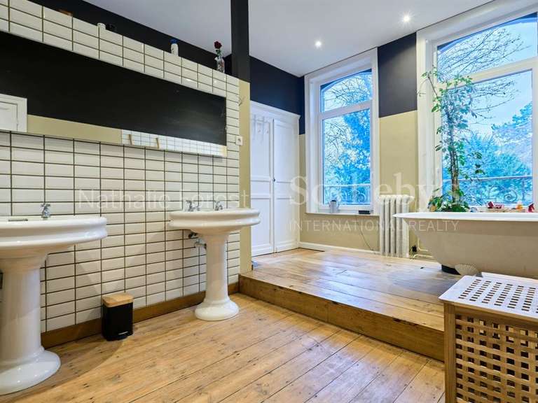 House Roubaix - 7 bedrooms - 351m²