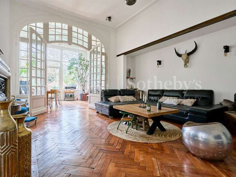 House Roubaix - 7 bedrooms - 351m²