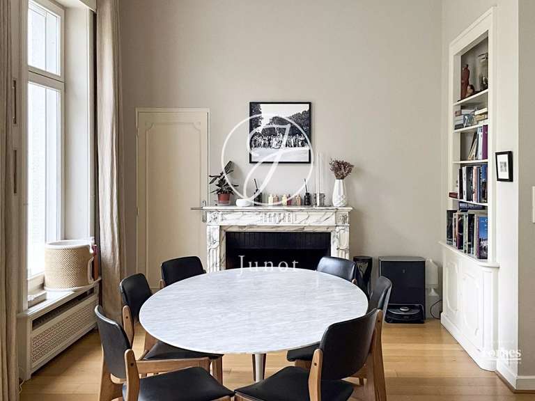 Maison Roubaix - 6 chambres - 272m²